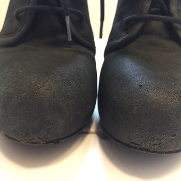 Elizabeth and James Manor Black Booties - Picture 8 of 8